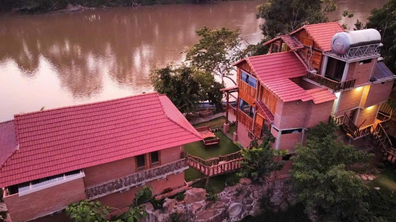 Green Bamboo Lodge Resort Каттьен Экстерьер фото